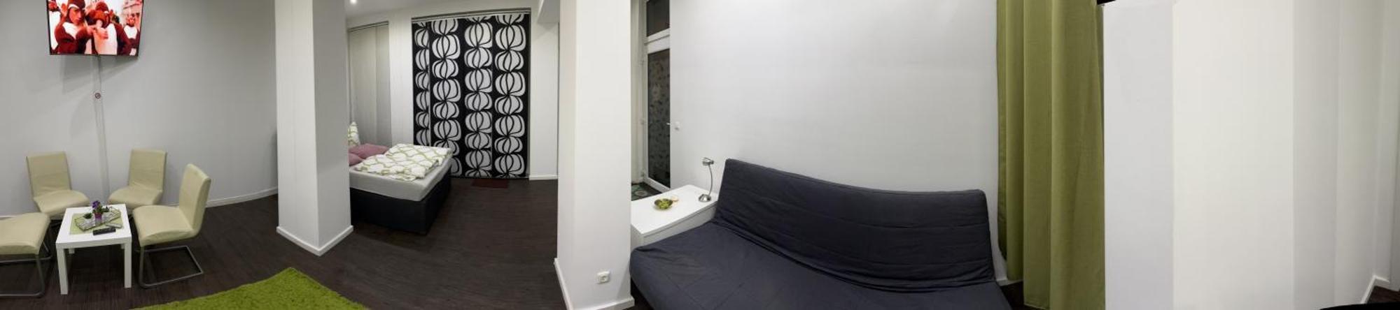 Apartment Luxurioese Mit Eigenem Garten *