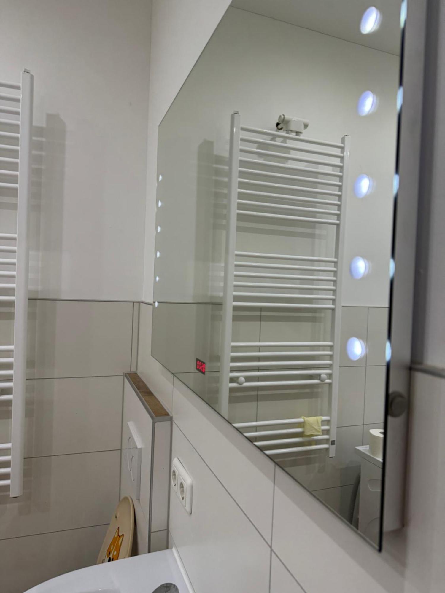 Apartment Luxurioese Mit Eigenem Garten